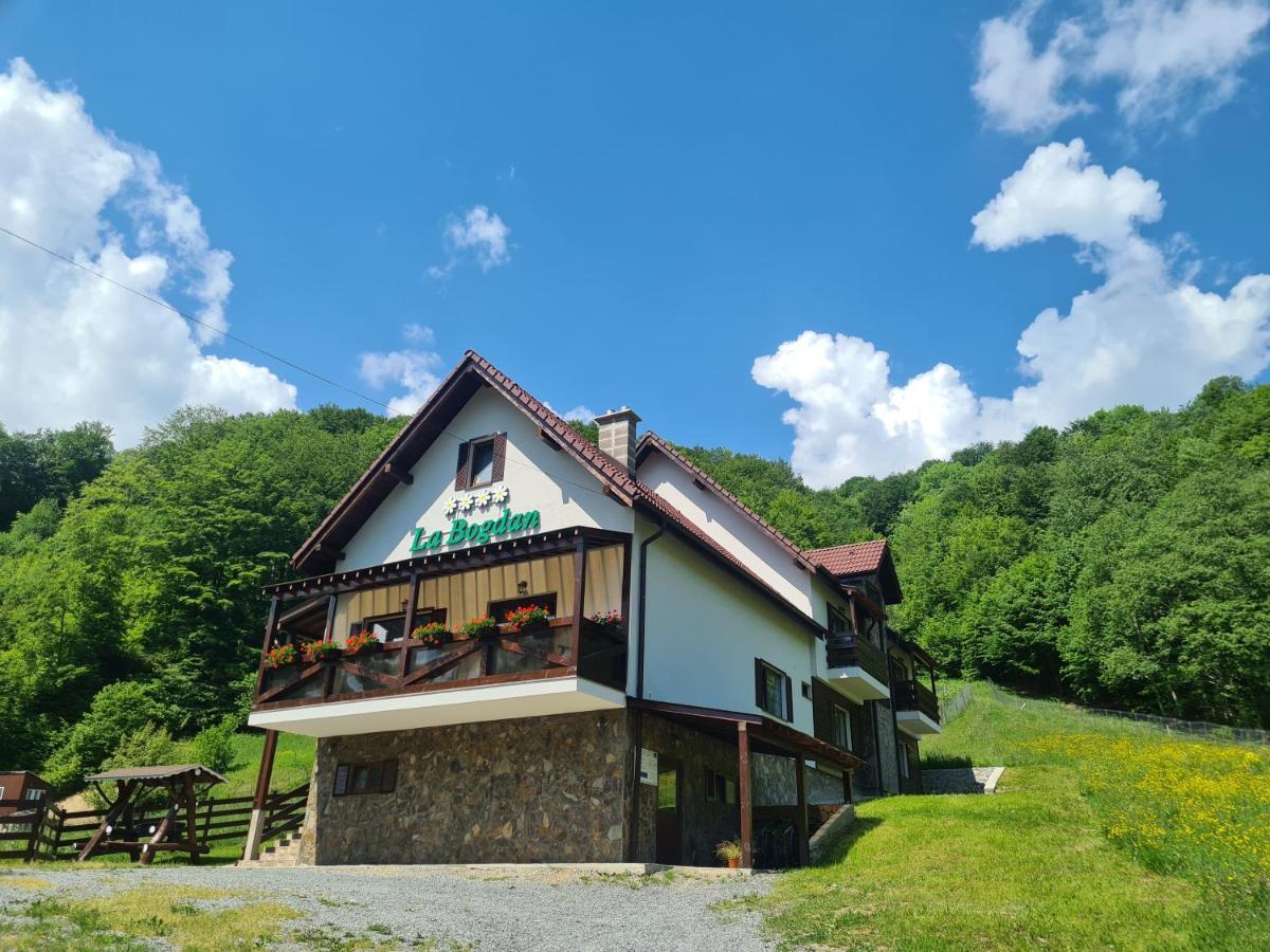 Green Mountain Resort Scrind-Frăsinet Exteriér fotografie