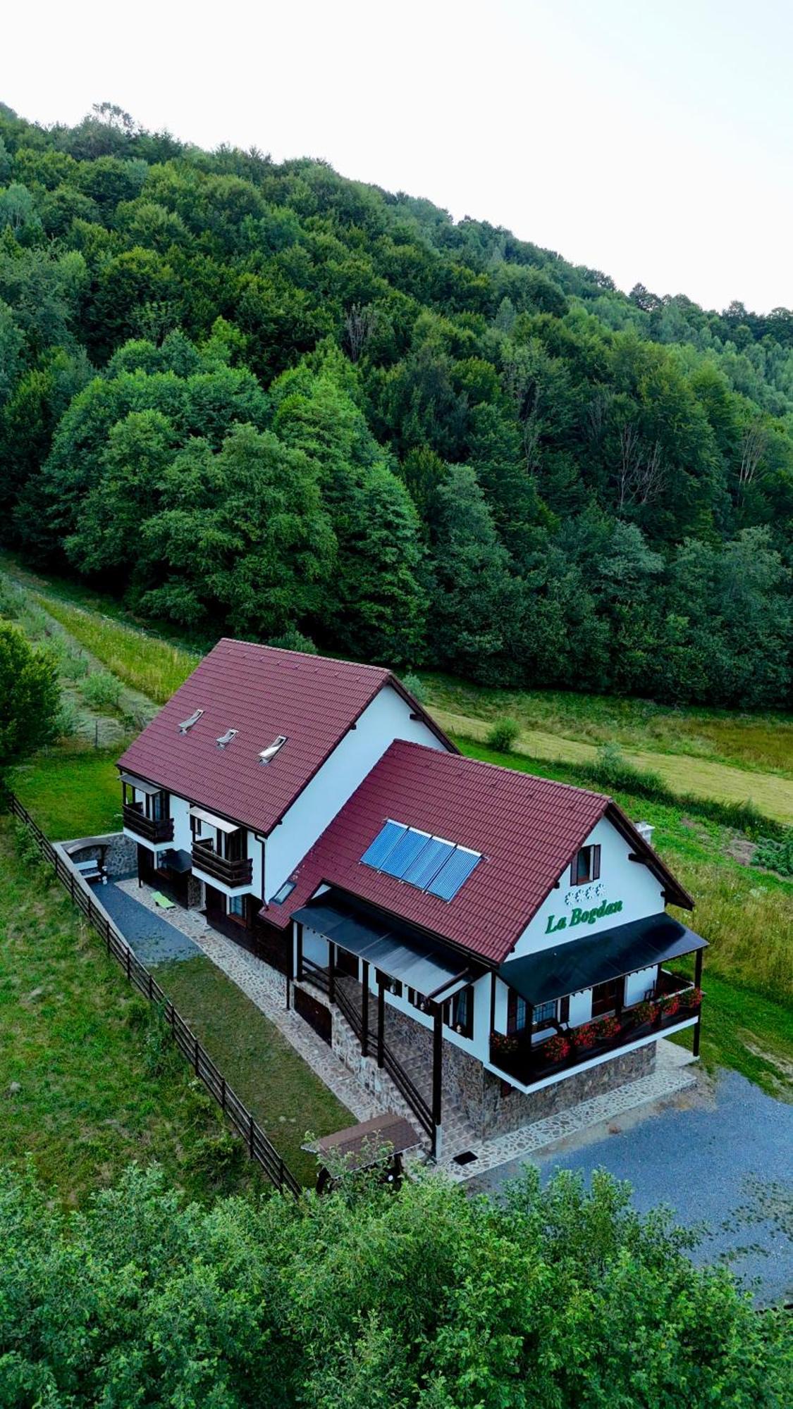 Green Mountain Resort Scrind-Frăsinet Exteriér fotografie